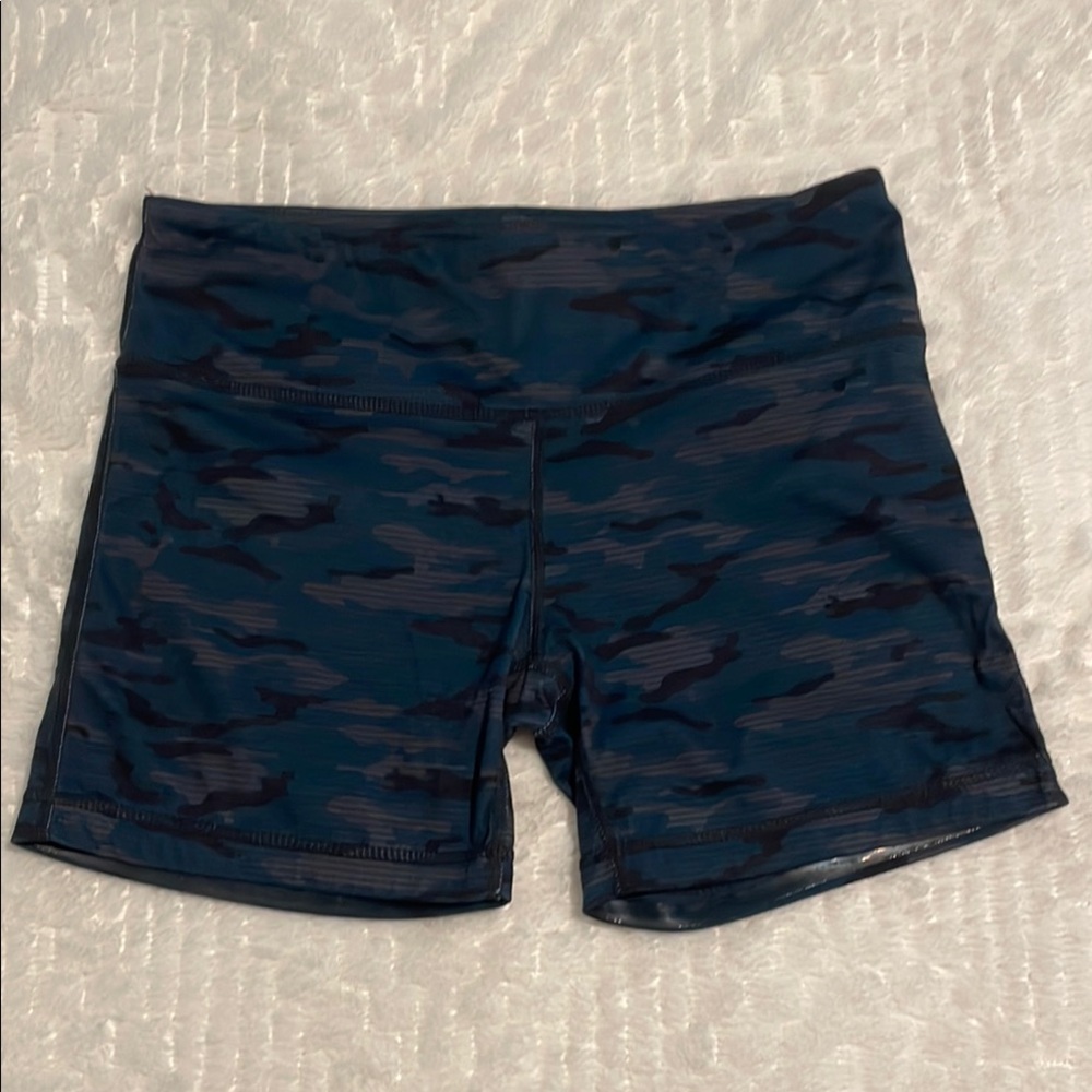 IAB 5inch no-ride-shorts women’s S/6 - camo